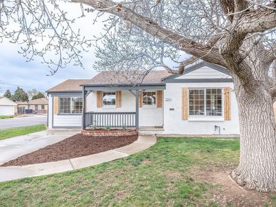 2201 Pontiac St, Denver, CO, 80207