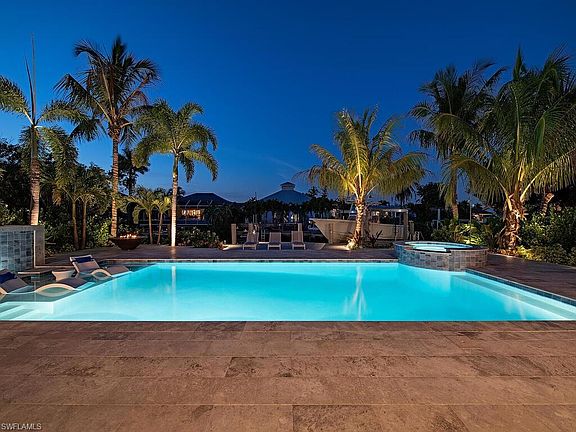 Home For Sale In Golden Shores