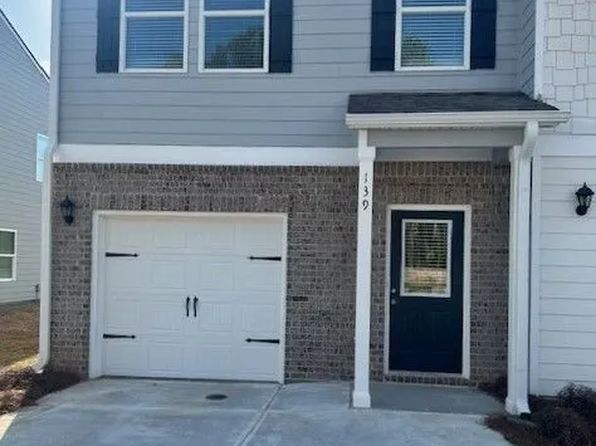 139 Village Green Dr NW #139