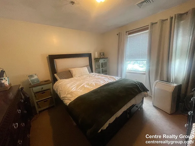 197 Newton St #3 — Photo 4