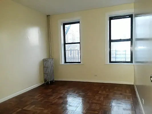 Rented by New York Residence | media 18