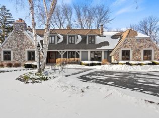 2055 Kathlynn Ct, Brookfield, WI 53045