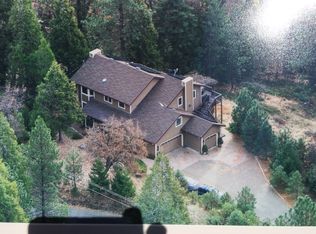 6030 Ridgeway Dr, Pollock Pines, CA 95726