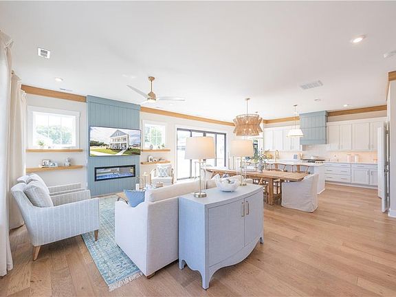 2nd image of 377 Scotland Ln