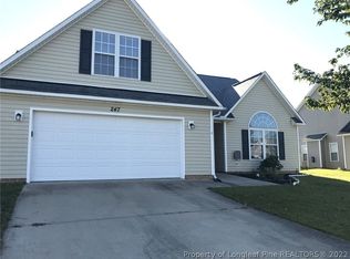 247 Ranier Dr, Raeford, NC 28376