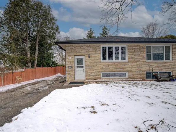 10 South St, Cambridge, ON N1R 2N5