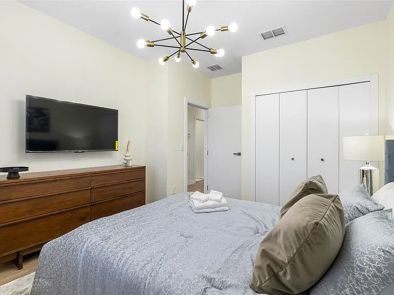 4340 Villa Alina Ct — Photo 49