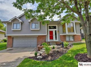 1323 N 159th St, Omaha, NE 68118