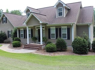 915 Evergreen Dr, Sandersville, GA 31082