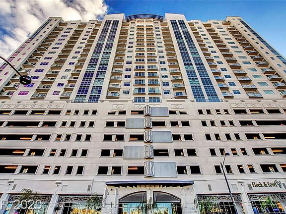 2nd image of 150 N Las Vegas Blvd #1011