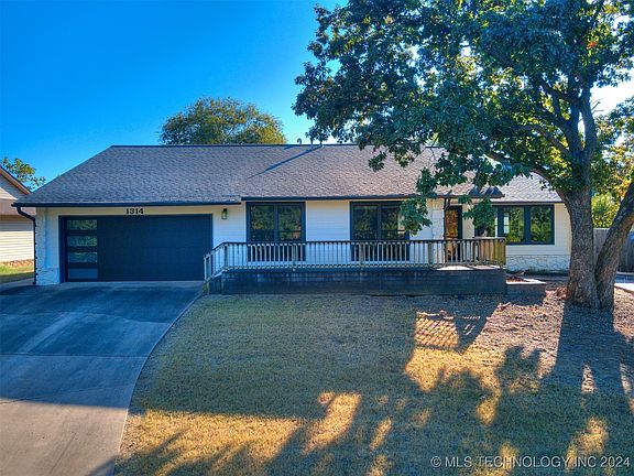 5th image of 1314 Woodbriar Ln