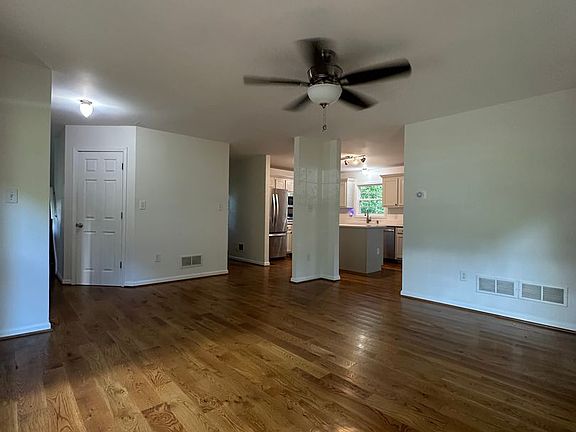 5th image of 250 Hodgson Dr
