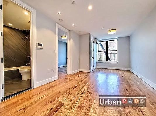 4th image of 1160 Rogers Ave #Bb