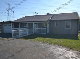 16 S Hammes Ave, Joliet, IL 60436