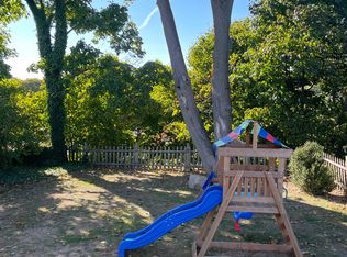 7 Calumet St, Peabody, MA 01960