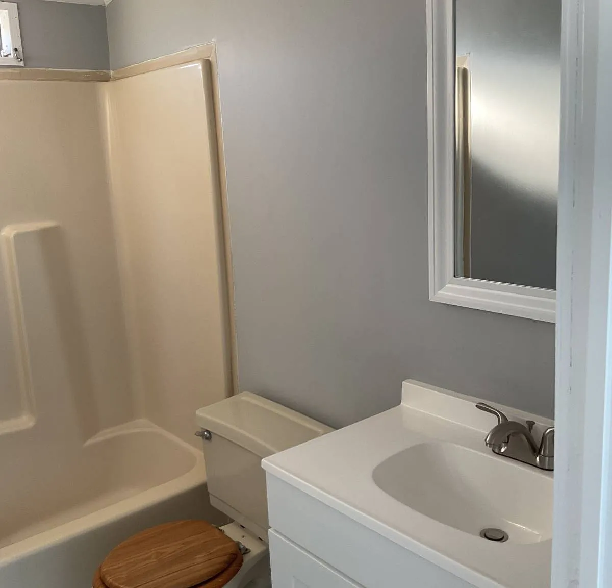 1 bed, 1.0 bath, $1,100 — Photo 4