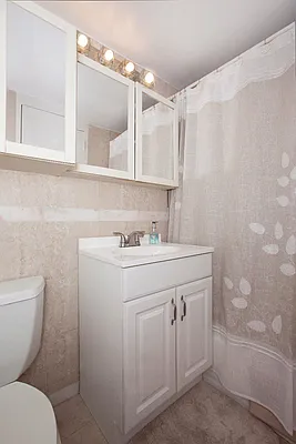 Sold by Kian Realty | media 17