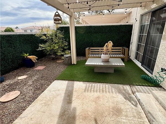 4th image of 8015 Teresita Ave