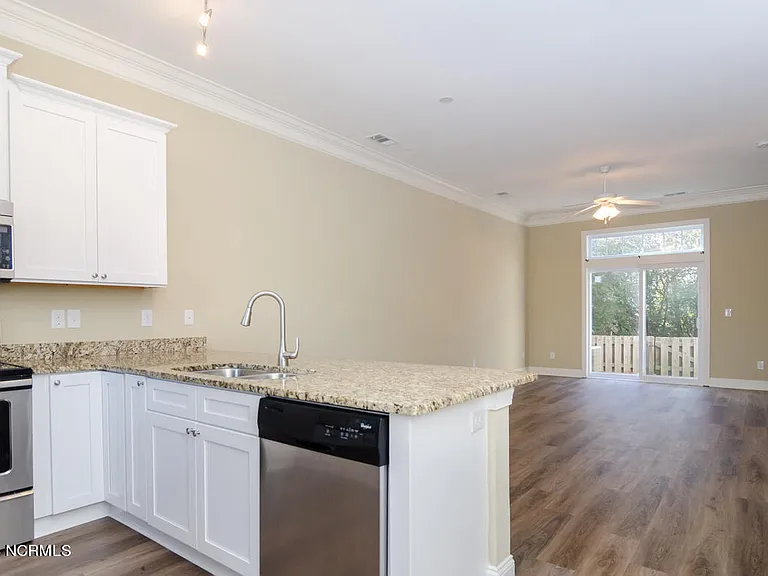 4954 Exton Park Loop — Photo 7