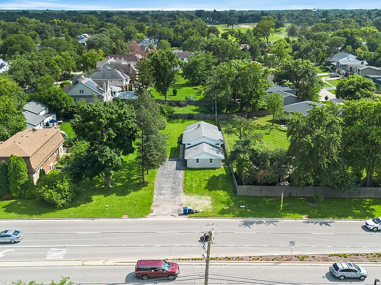 123 Ogden Ave — Photo 55