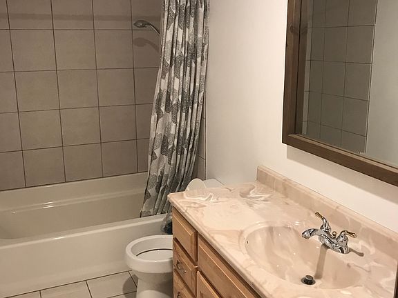 5th image of 109 Veeder Dr