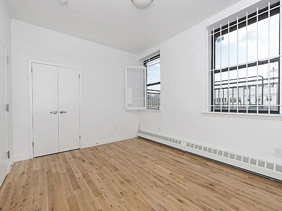 4th image of 235 W 116th St APT 4A