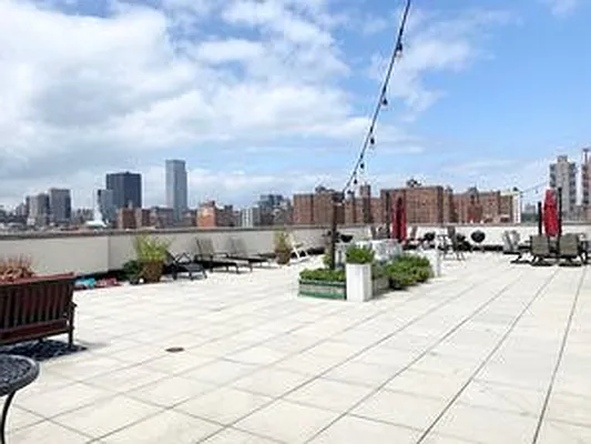 Rented by Compass | media 16