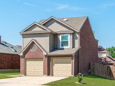 2044 Mallard Dr, Lewisville, TX, 75077
