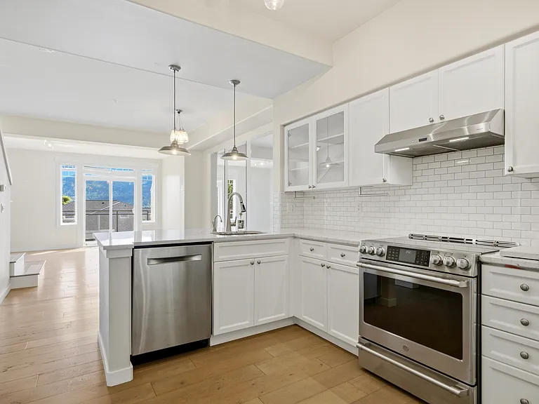 23300 SE Black Nugget Rd #H4 — Photo 12