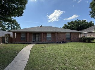 1610 Buena Vista Ave, Garland, TX 75043