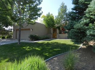 661 Cerrillos Dr, Farmington, NM 87401