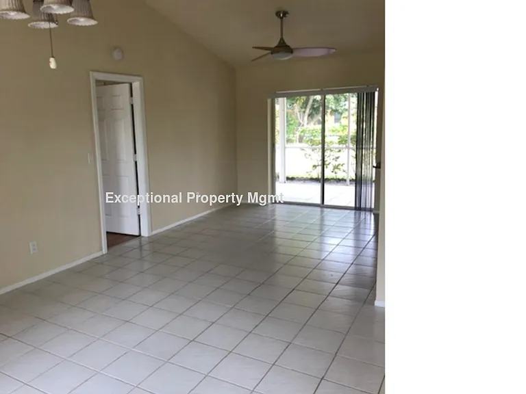 1715 SE 6th Ln — Photo 6