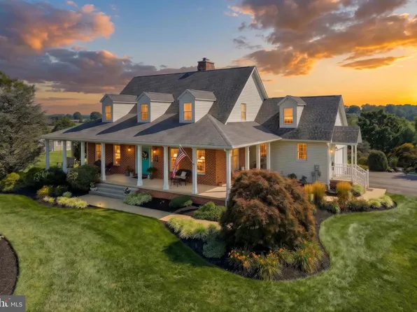 821 Zimmerman Rd, Red Lion, PA 17356