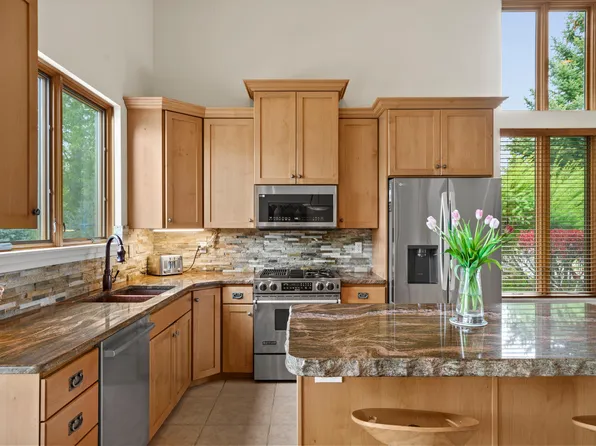 5802 E Big Horn Pkwy, Eden, UT 84310