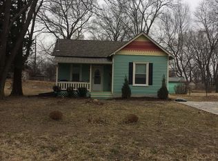 737 Elm St, Lawrence, KS 66044