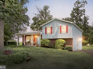 785 Gebhart Rd, Windsor, PA 17366