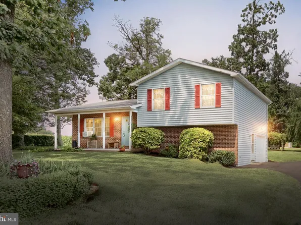 785 Gebhart Rd, Windsor, PA 17366