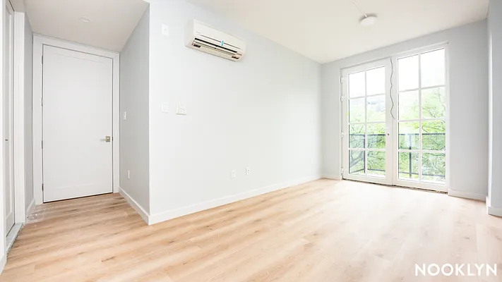 Rented by Nooklyn NYC LLC | media 164