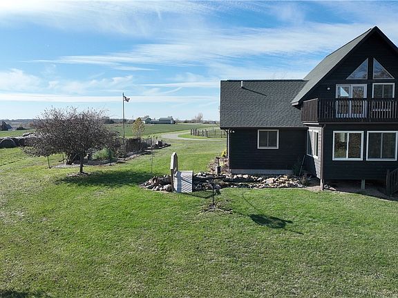 3rd image of 1208 County Highway S71