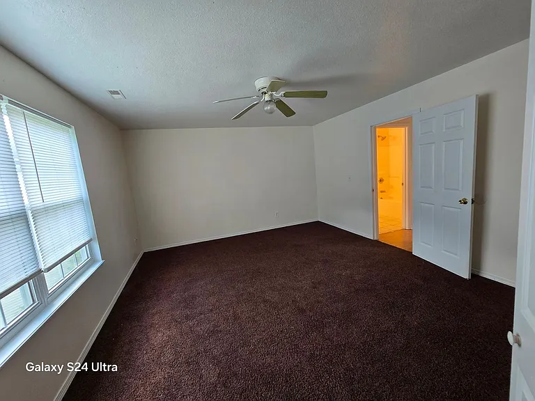712 Connor St #B — Photo 11
