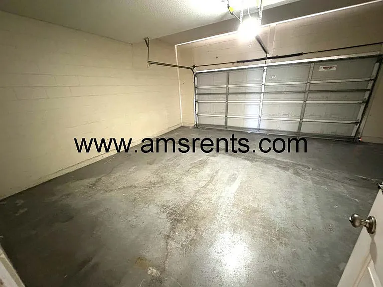 2404 Condado Ct — Photo 11