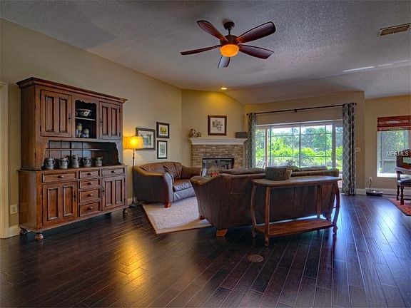 4th image of 1027 Shinnecock Hills Dr