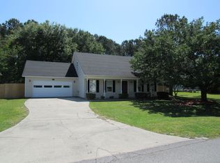 371 Running Rd, Jacksonville, NC 28546