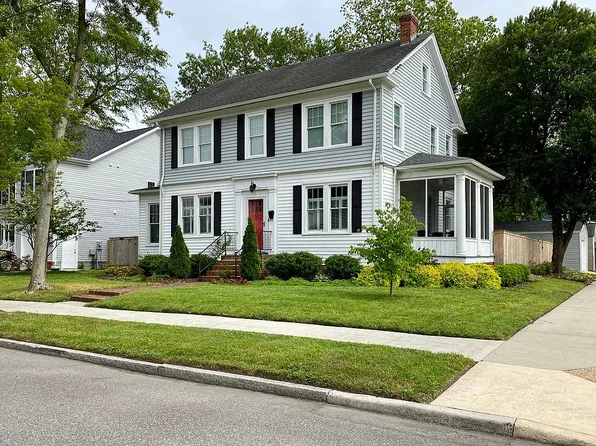 1531 Spratley St, Portsmouth, VA 23704