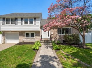 1 Deroma Rd, West Roxbury, MA 02132