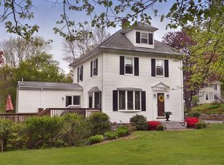 129 Main St, Groveland, MA 01834