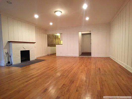 Rented by Sovereign Associates | media 2