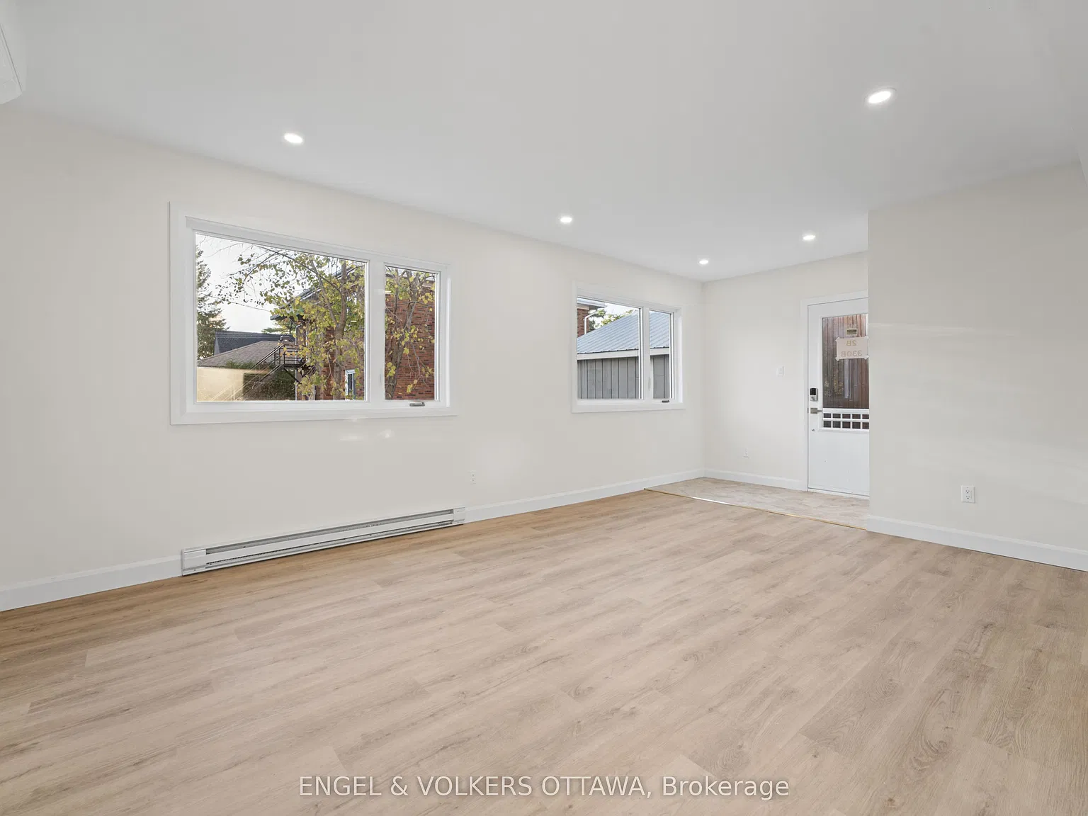 3 bed, $2,495 — Photo 4