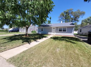 736 N Webster Cir W, Kankakee, IL 60901