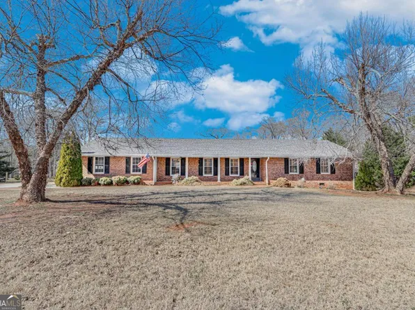 222 Meadow Wood Ln, Monroe, GA 30656